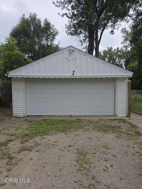 Tiny photo for 2560 Koehler Avenue, Toledo, OH 43613 (MLS # 10011634)