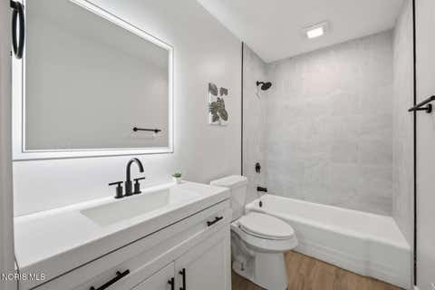 Tiny photo for 2560 Koehler Avenue, Toledo, OH 43613 (MLS # 10011634)