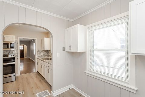 Tiny photo for 3628 Wallwerth Drive, Toledo, OH 43612 (MLS # 10003729)