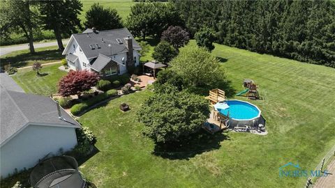 Tiny photo for 198 County Road 3, Liberty Center, OH 43532 (MLS # 10007987)