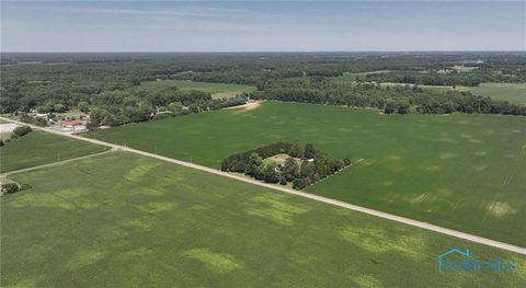 Tiny photo for 198 County Road 3, Liberty Center, OH 43532 (MLS # 10007987)