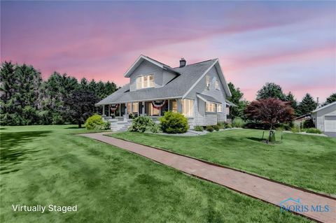 Tiny photo for 198 County Road 3, Liberty Center, OH 43532 (MLS # 10007987)