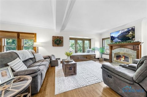 Tiny photo for 198 County Road 3, Liberty Center, OH 43532 (MLS # 10007987)
