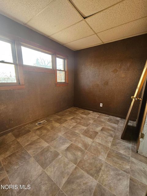 Photo of 316 Columbus Street, Toledo, OH 43611 (MLS # 10006830)