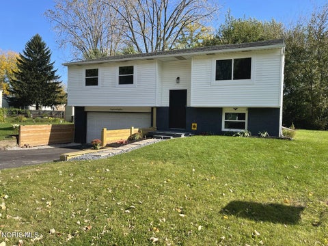 Tiny photo for 4763 Catalina Drive, Toledo, OH 43615 (MLS # 10014755)