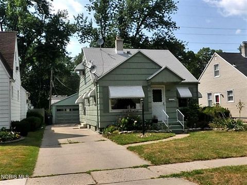 Photo of 3621 Sherbrooke Road, Toledo, OH 43613 (MLS # 10006113)