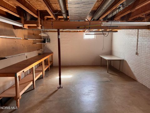 Tiny photo for 202 Sycamore Lane, Bryan, OH 43506 (MLS # 10004665)