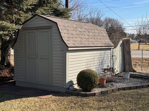 Tiny photo for 202 Sycamore Lane, Bryan, OH 43506 (MLS # 10004665)