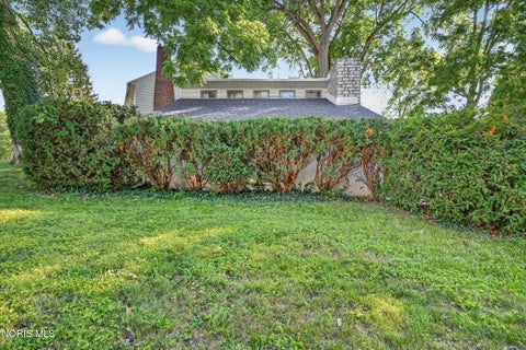 Tiny photo for 2669 Greenway Street, Toledo, OH 43607 (MLS # 10011552)