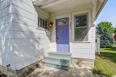 Tiny photo for 246 S Lawn Avenue, Bluffton, OH 45817 (MLS # 10009221)