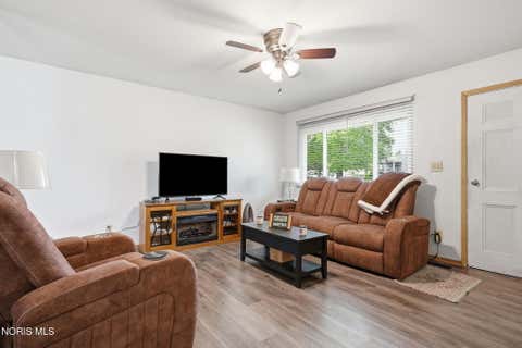 Tiny photo for 905 Harmon Street, Findlay, OH 45840 (MLS # 10009820)