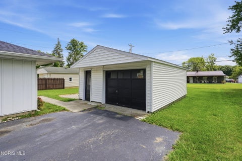 Tiny photo for 905 Harmon Street, Findlay, OH 45840 (MLS # 10009820)