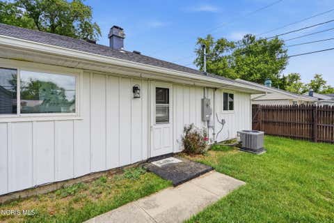 Tiny photo for 905 Harmon Street, Findlay, OH 45840 (MLS # 10009820)