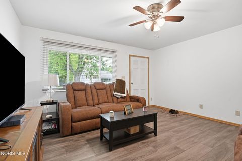 Tiny photo for 905 Harmon Street, Findlay, OH 45840 (MLS # 10009820)
