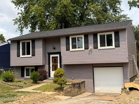 Photo of 3529 Willow Brook Lane, Toledo, OH 43611 (MLS # 10011087)