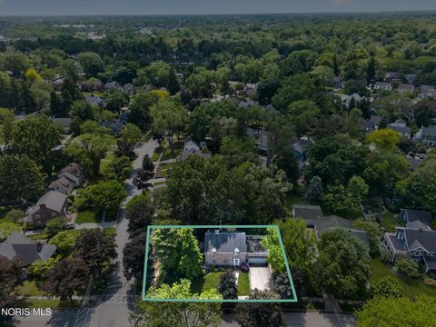 Tiny photo for 3405 Pelham Road, Ottawa Hills, OH 43606 (MLS # 10008010)