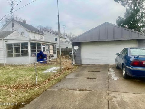 Tiny photo for 223 W Capistrano Avenue, Toledo, OH 43612 (MLS # 10004192)