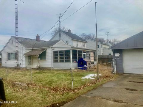 Tiny photo for 223 W Capistrano Avenue, Toledo, OH 43612 (MLS # 10004192)