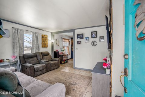 Tiny photo for 6036 324th Street, Toledo, OH 43611 (MLS # 10003581)