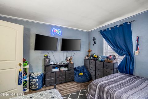 Tiny photo for 6036 324th Street, Toledo, OH 43611 (MLS # 10003581)