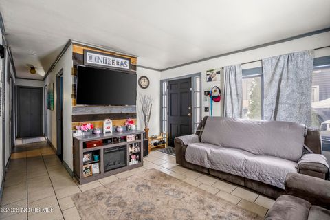 Tiny photo for 6036 324th Street, Toledo, OH 43611 (MLS # 10003581)