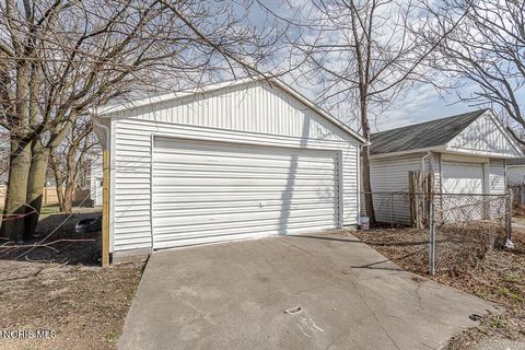 Tiny photo for 3223 Maple Street, Toledo, OH 43608 (MLS # 10006851)