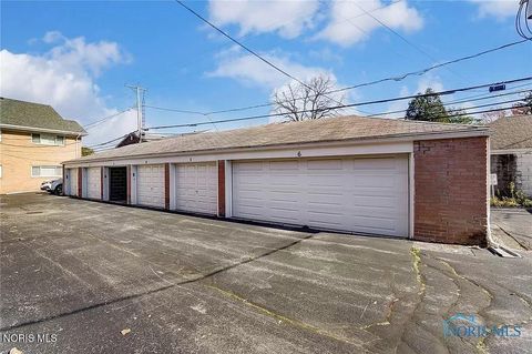 Tiny photo for 2148 Richards Road #Apt 6, Ottawa Hills, OH 43606 (MLS # 10007687)