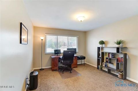 Tiny photo for 2148 Richards Road #Apt 6, Ottawa Hills, OH 43606 (MLS # 10007687)