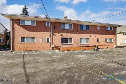 Tiny photo for 2148 Richards Road #Apt 6, Ottawa Hills, OH 43606 (MLS # 10007687)