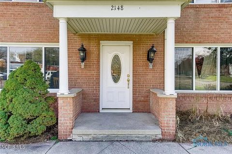 Tiny photo for 2148 Richards Road #Apt 6, Ottawa Hills, OH 43606 (MLS # 10007687)
