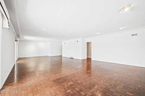 Tiny photo for 4025 Sherwood Forest Manor Road #Apt 4, Toledo, OH 43623 (MLS # 10001785)