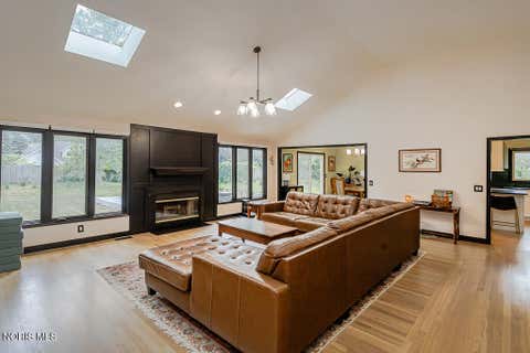 Tiny photo for 6720 Cloister Court, Toledo, OH 43617 (MLS # 10011251)