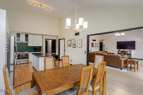 Tiny photo for 6720 Cloister Court, Toledo, OH 43617 (MLS # 10011251)