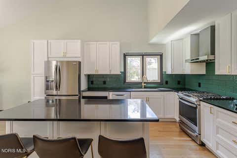 Tiny photo for 6720 Cloister Court, Toledo, OH 43617 (MLS # 10011251)