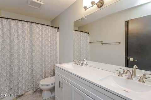 Tiny photo for 6720 Cloister Court, Toledo, OH 43617 (MLS # 10011251)