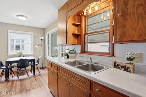 Tiny photo for 825 Morse Street, Findlay, OH 45840 (MLS # 10006451)