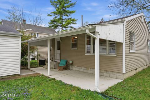 Tiny photo for 825 Morse Street, Findlay, OH 45840 (MLS # 10006451)