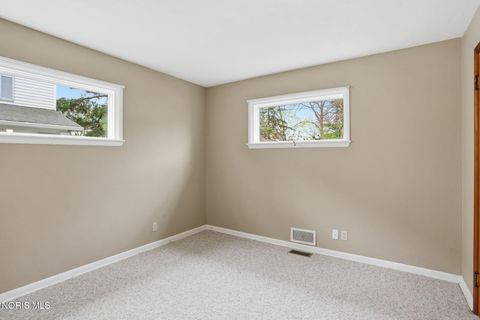 Tiny photo for 825 Morse Street, Findlay, OH 45840 (MLS # 10006451)