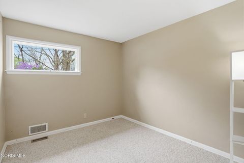 Tiny photo for 825 Morse Street, Findlay, OH 45840 (MLS # 10006451)