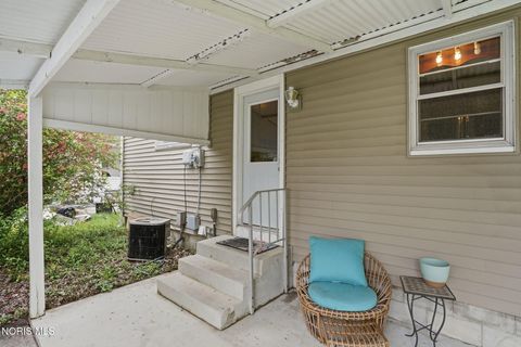 Tiny photo for 825 Morse Street, Findlay, OH 45840 (MLS # 10006451)