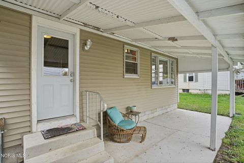 Tiny photo for 825 Morse Street, Findlay, OH 45840 (MLS # 10006451)