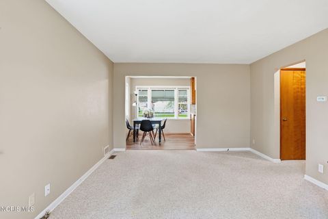 Tiny photo for 825 Morse Street, Findlay, OH 45840 (MLS # 10006451)