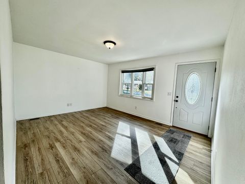Tiny photo for 3834 Donegal Lane, Toledo, OH 43623 (MLS # 10000095)