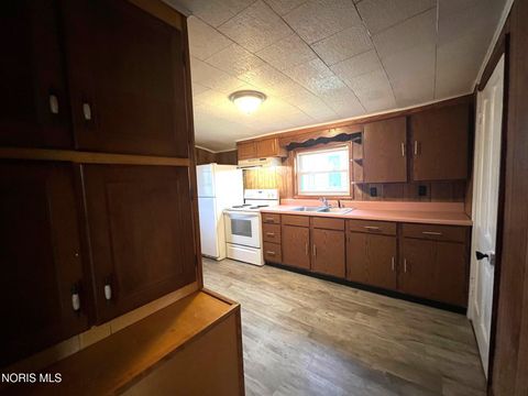 Tiny photo for 512 N 7th Street, Upper Sandusky, OH 43351 (MLS # 10005534)