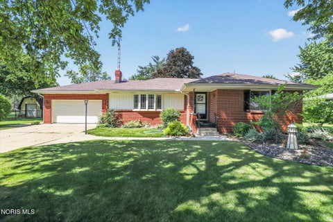 Tiny photo for 190 Evergreen Drive, Woodville, OH 43469 (MLS # 10011633)