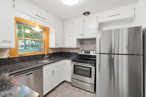 Tiny photo for 3475 Kenwood Boulevard, Toledo, OH 43606 (MLS # 10014297)