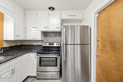 Tiny photo for 3475 Kenwood Boulevard, Toledo, OH 43606 (MLS # 10014297)