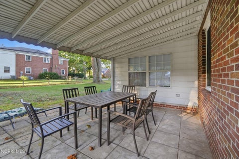 Tiny photo for 3475 Kenwood Boulevard, Toledo, OH 43606 (MLS # 10014297)