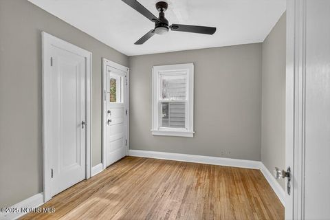 Tiny photo for 5848 Acoma Drive, Toledo, OH 43623 (MLS # 10000657)