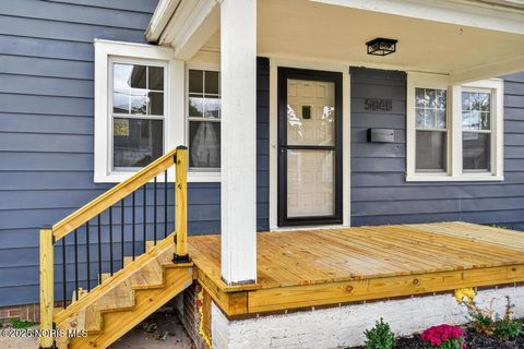 Tiny photo for 5848 Acoma Drive, Toledo, OH 43623 (MLS # 10000657)